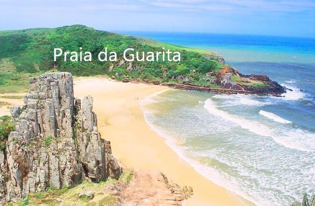 Kitnet S1 Em Torres-Rs - Na Mais Bela Praia Gaucha - Cozinha - Banheiro - Ar Condicionado - Tv E Wi-Fi - Estacionamento - Anfitria Superhost No Bnb Exterior foto